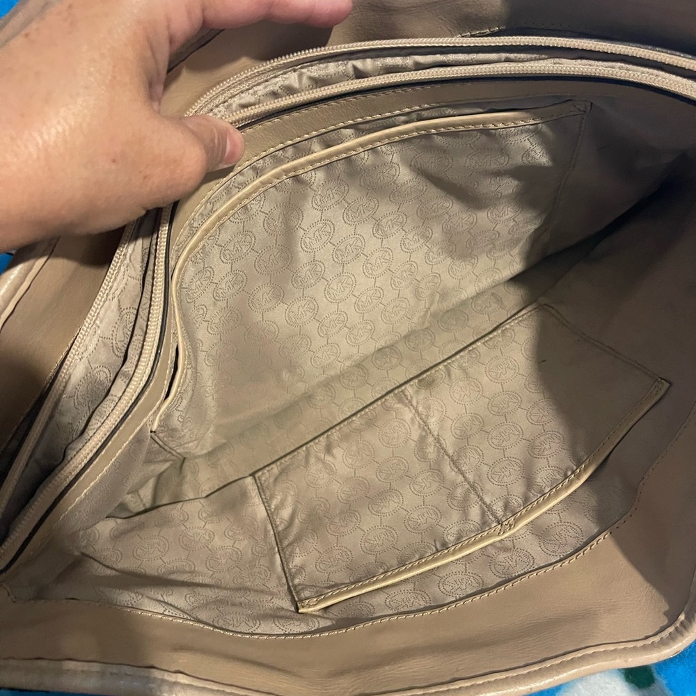 MARKDOWN - Michael Kors Jet Set Tote - Tiger Print-Saffiano leather - Picture 6 of 8